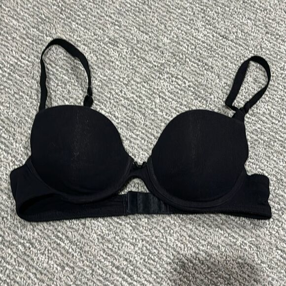Ambrielle  bra - Picture 1 of 3